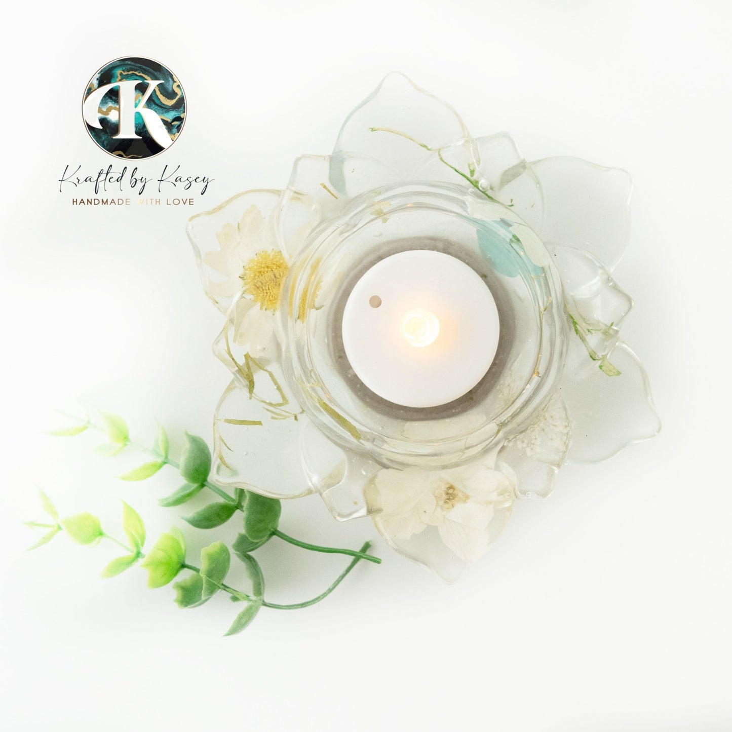 Floral tea-light candle holder